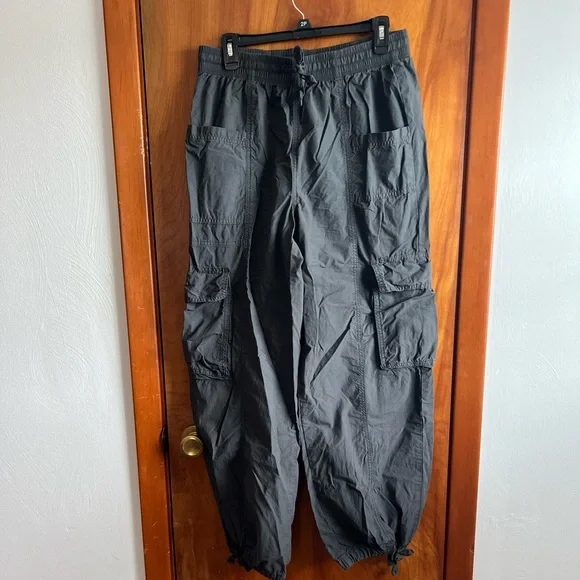 Aerie Cargo Track Pants - Picture 3 of 8